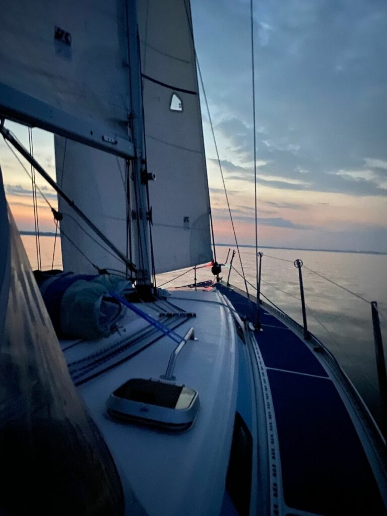 segeln blaue Sunde Nachtfahrt Segelboot Bianca 107